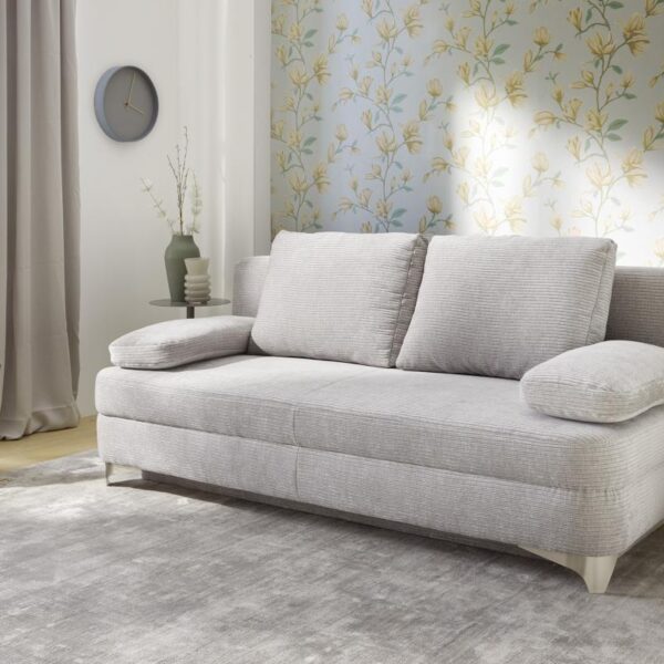 in 578/19 Jacquard-Cordoptik hellgrau - 100% Polyester, Schaumpolsterung mit Nosagunterfederung, Bettkasten, 2 große Rückenkissen und 2 Armlehnkissen, Rücken echt, Sitzhöhe 45cm, Sitztiefe 48/79cm, Sitzbreite 135/200cm, Liegefläche 154/201cm, BHT 202/89/99cm, max. Belastbarkeit 110kg pro Sitz Hinweis Maßangaben Alle genannten Maßangaben sind Circa-Maße